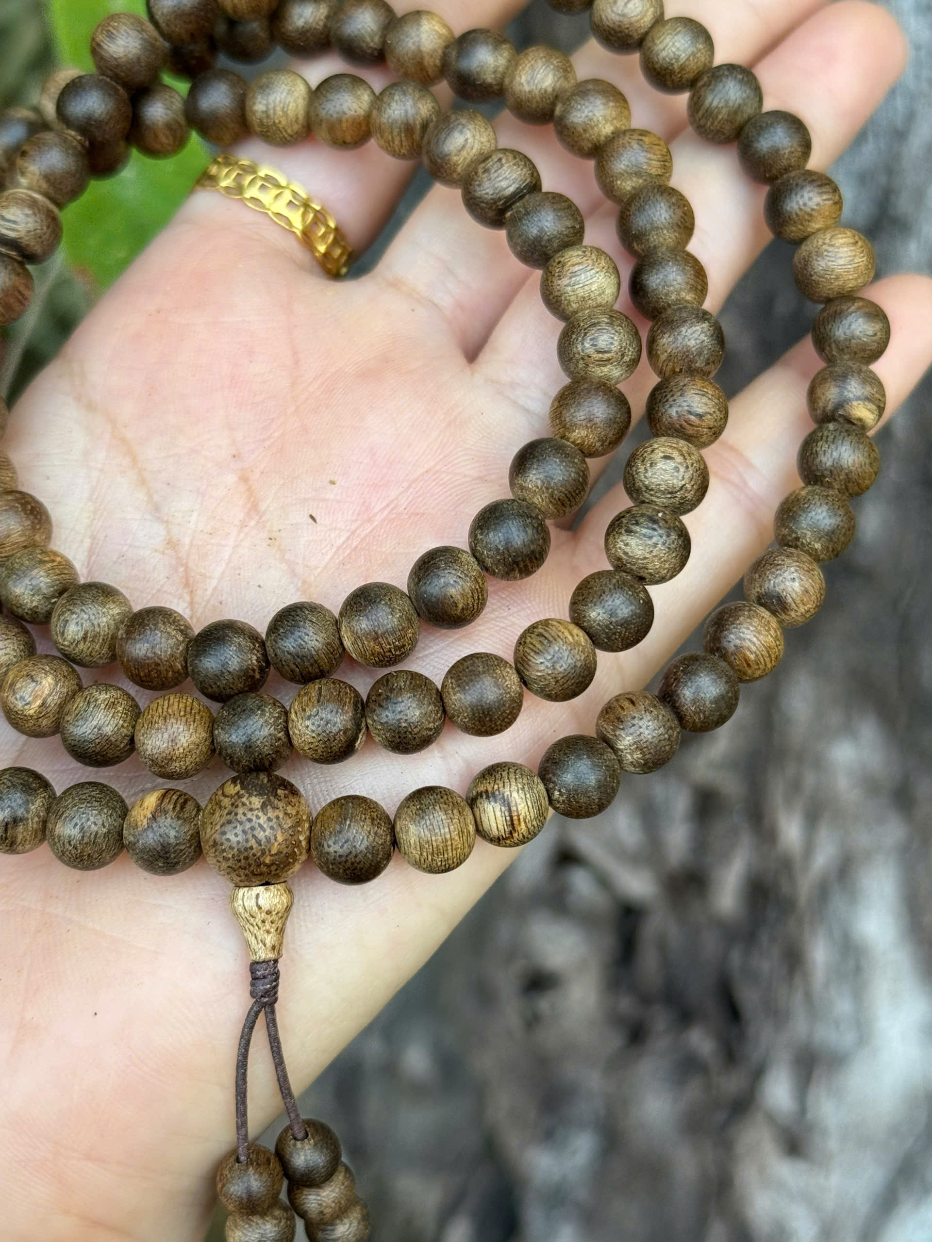 Vòng trầm Kiến Việt 8 li